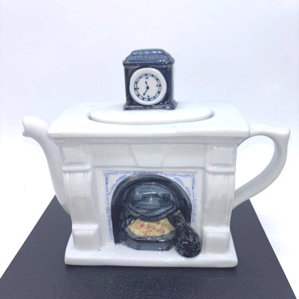 White Fireplace Ceramic Cat Mantel Clock Working Teapot